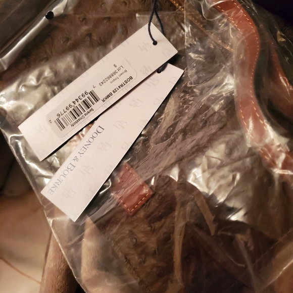 NWT Dooney & Bourke Handbag and wallet, Ostrich Serena Crossbody - Picture 4 of 9